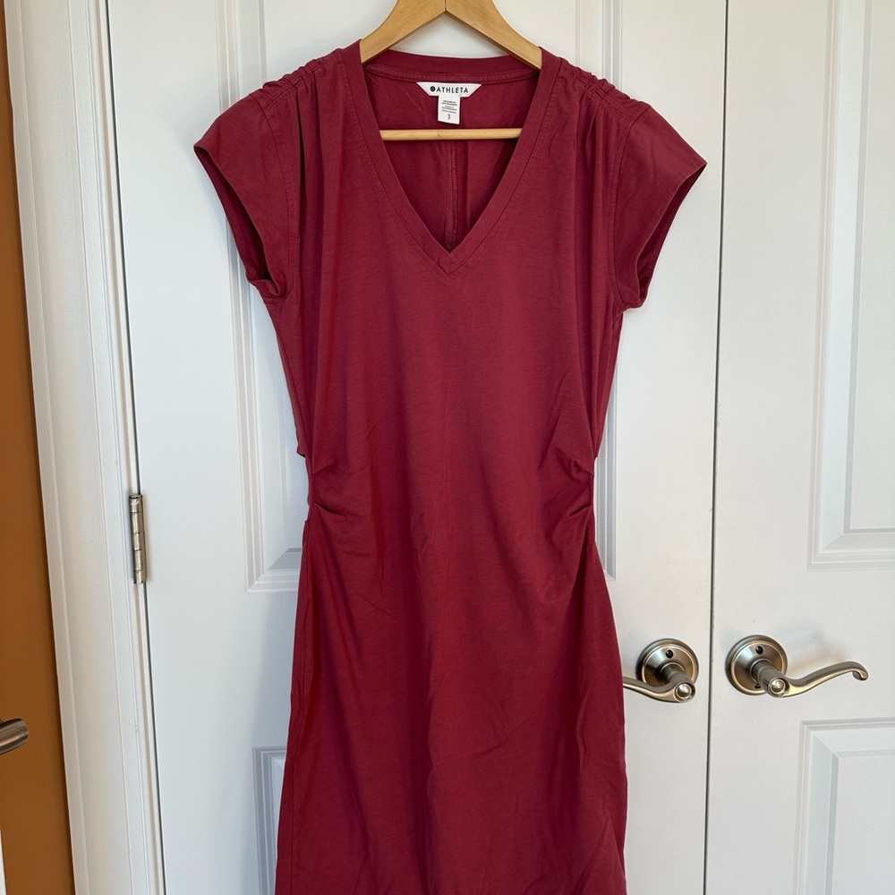 Athleta Rose V-Neck Tee